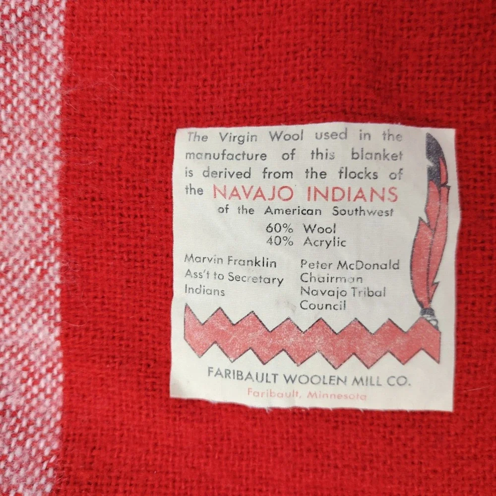 VTG Faribault Woolen Mill Navajo Indians Virgin Wool Blend Blanket Red 36x55